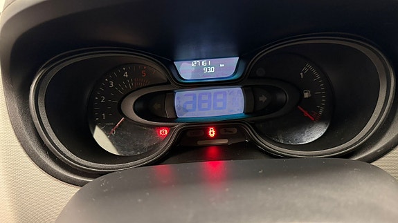 Renault Trafic 14 of 18