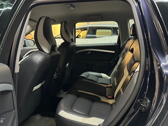 Volvo V70 15 of 15