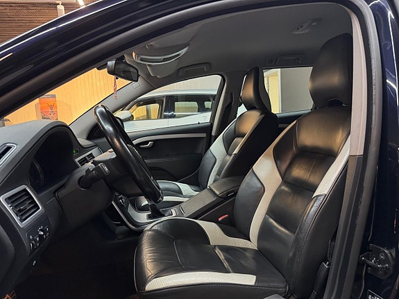 Volvo V70 14 of 15