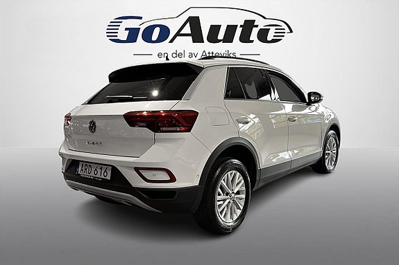 Volkswagen T-Roc 3 of 16