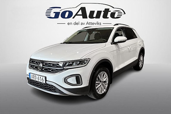 Volkswagen T-Roc 6 of 16