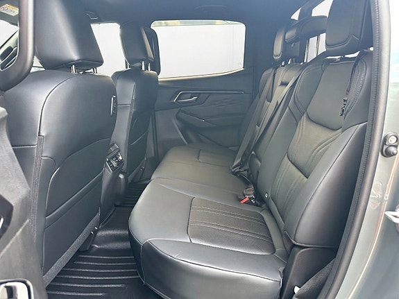 Isuzu D-max 17 of 17