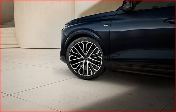 Audi Q9 4 of 9