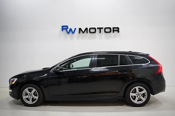 Volvo V60 3 of 17