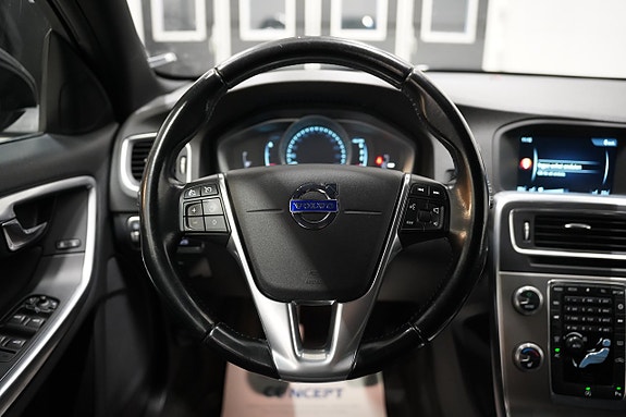 Volvo V60 9 of 17