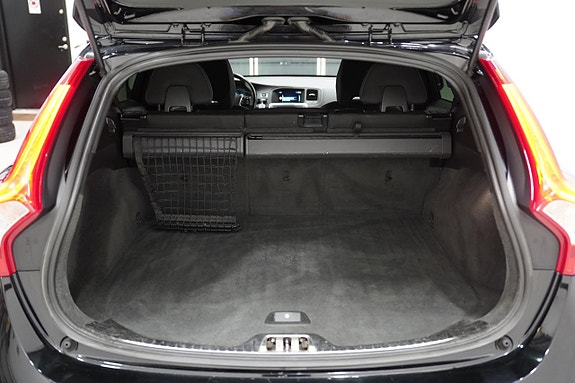 Volvo V60 17 of 17
