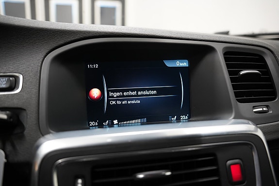 Volvo V60 12 of 17