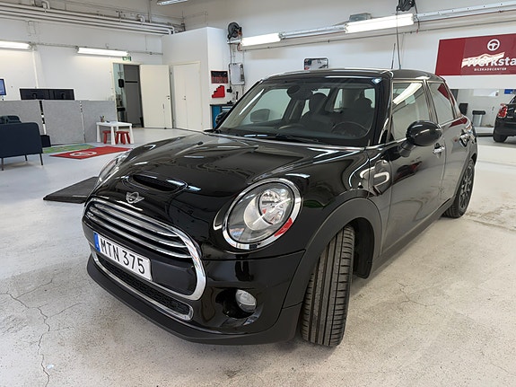 MINI Cooper 4 of 12