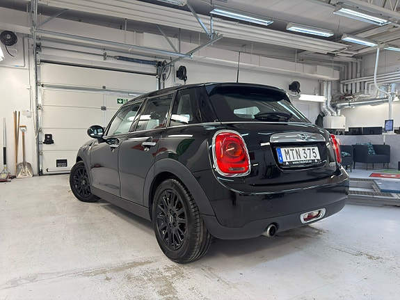 MINI Cooper 3 of 12