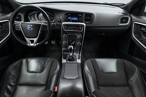 Volvo S60 2 of 24