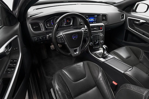 Volvo S60 8 of 24