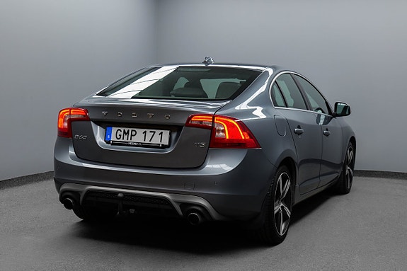 Volvo S60 7 of 24