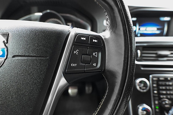 Volvo S60 14 of 24