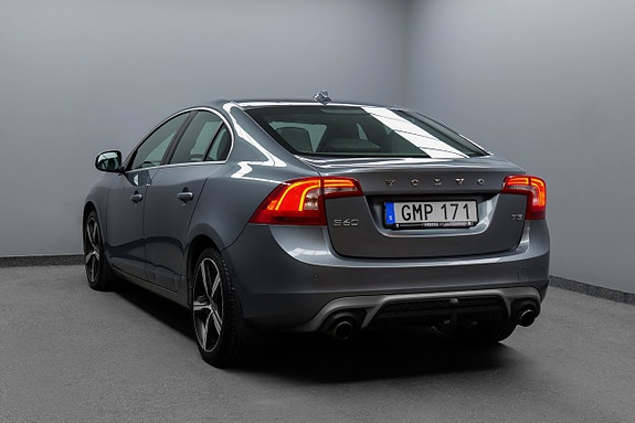 Volvo S60 5 of 24