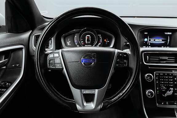 Volvo S60 15 of 24
