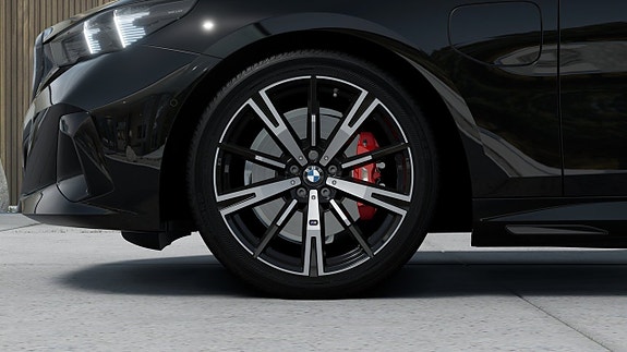BMW 530e 7 of 13