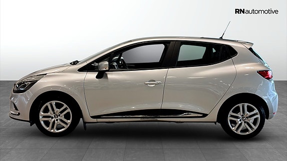 Renault Clio 2 of 23