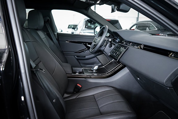 Land Rover Range Rover Evoque 26 of 30
