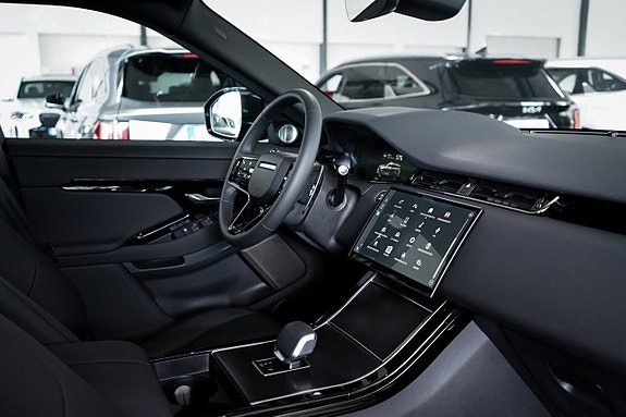 Land Rover Range Rover Evoque 25 of 30