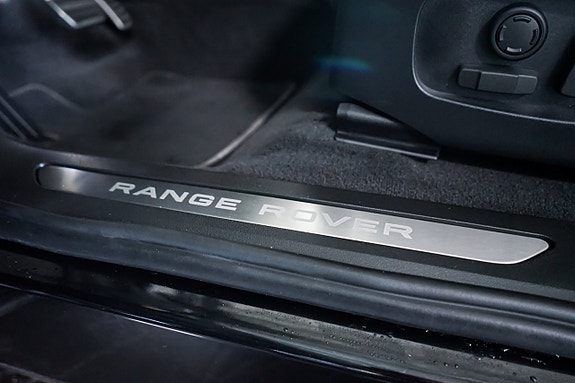 Land Rover Range Rover Evoque 29 of 30