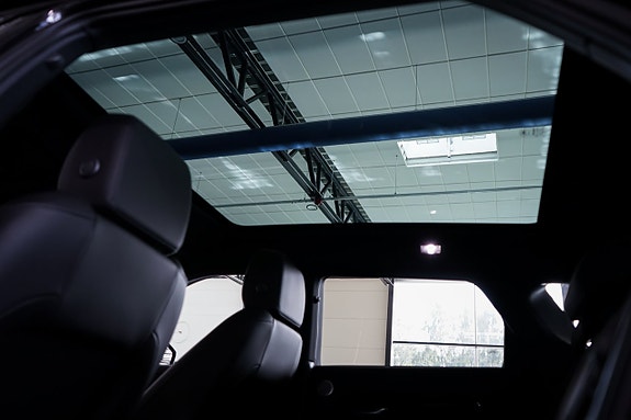 Land Rover Range Rover Evoque 24 of 30
