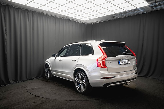 Volvo XC90 9 of 30