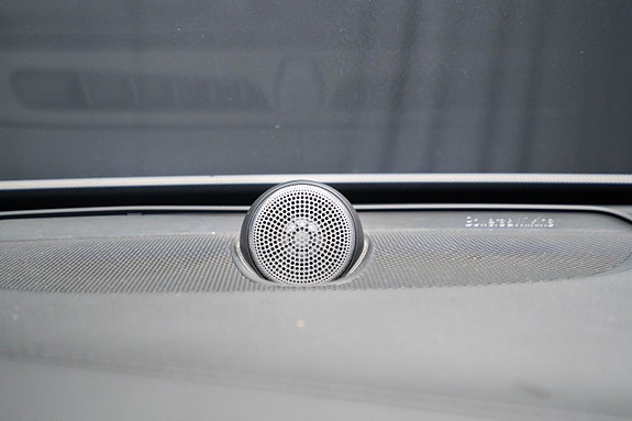Volvo XC90 14 of 30