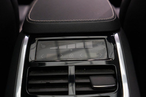 Volvo XC90 22 of 30