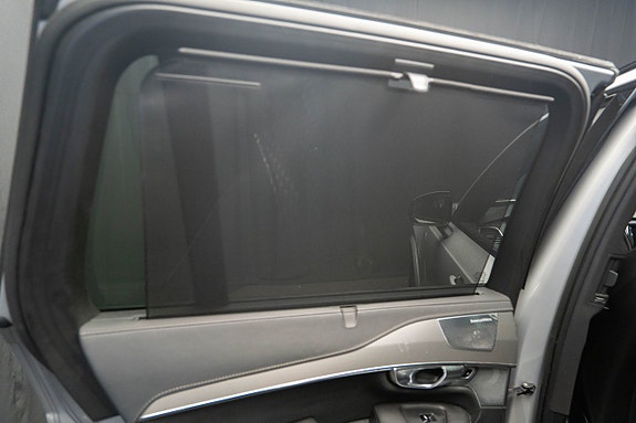 Volvo XC90 23 of 30