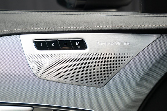 Volvo XC90 19 of 30