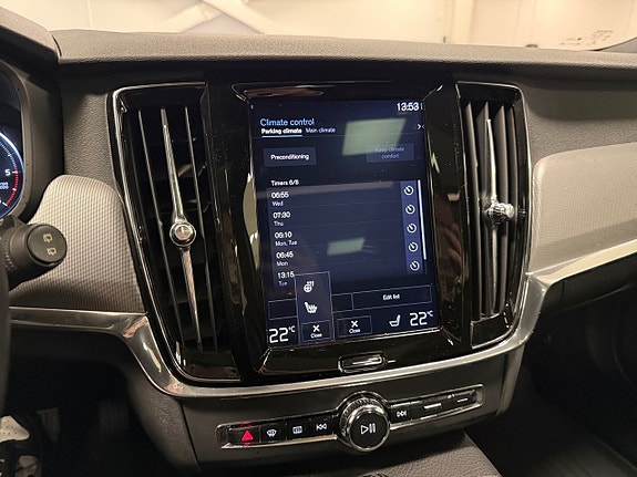 Volvo V90 Cross Country 16 of 21