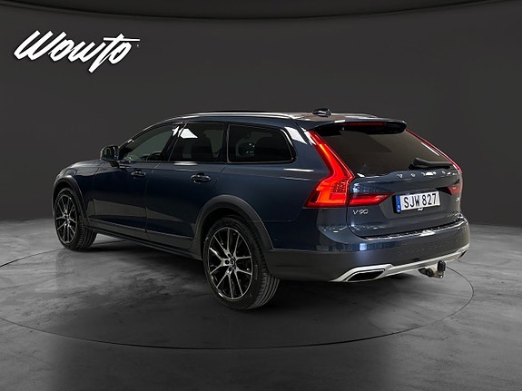 Volvo V90 Cross Country 6 of 21
