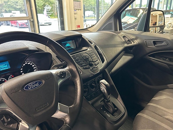 Ford Transit Connect 19 of 19