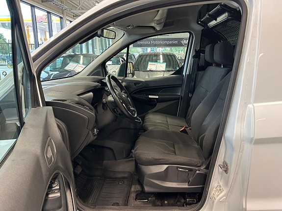 Ford Transit Connect 14 of 19