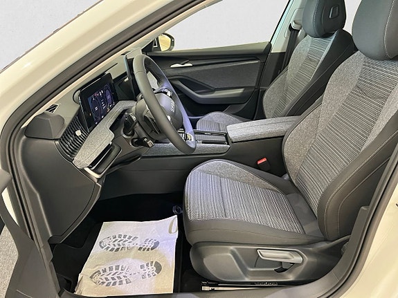 Skoda Superb 7 of 12