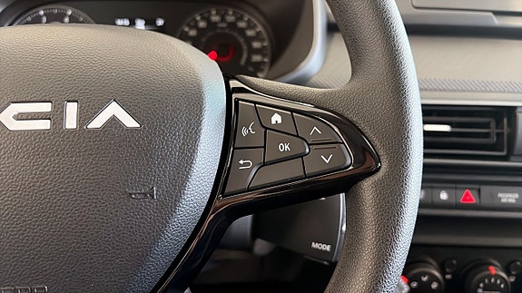Dacia Sandero 15 of 18