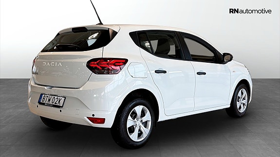 Dacia Sandero 5 of 18