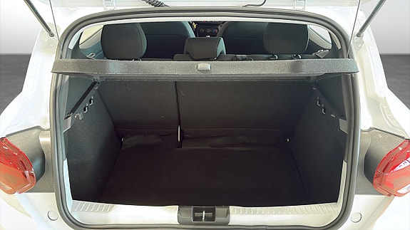 Dacia Sandero 10 of 18