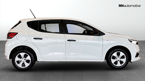 Dacia Sandero 4 of 18
