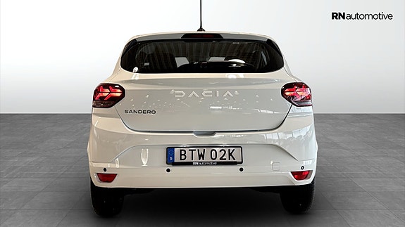 Dacia Sandero 6 of 18