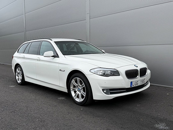 BMW 520d 2 of 17