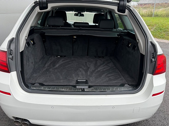BMW 520d 12 of 17