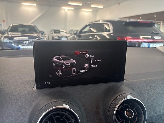 Audi Q2 19 of 20