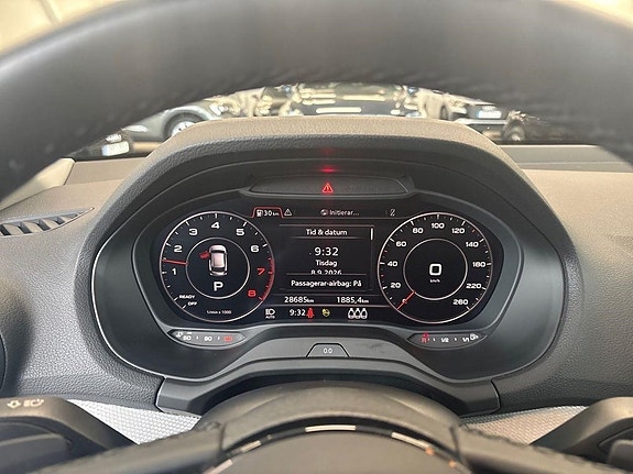 Audi Q2 8 of 20