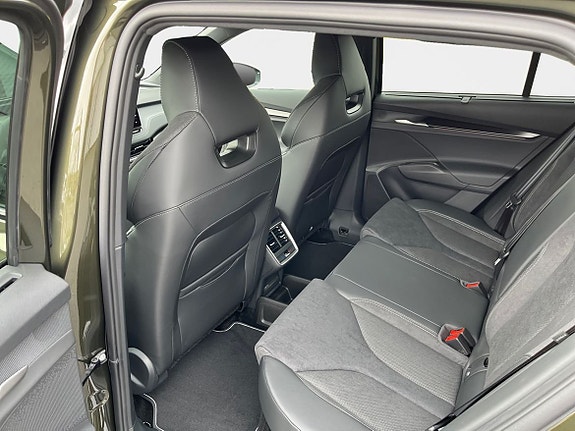 Skoda Enyaq 12 of 15
