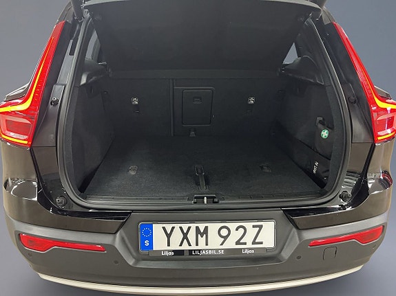 Volvo XC40 9 of 9