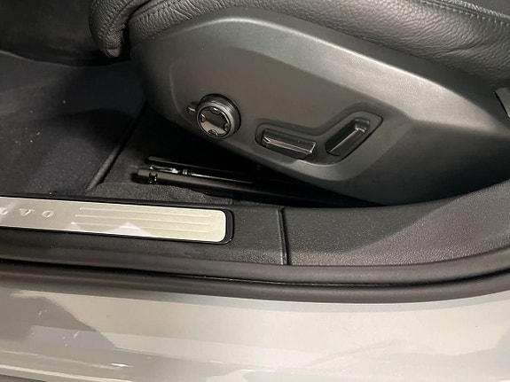 Volvo V60 12 of 13