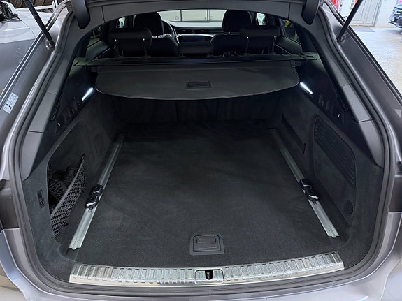 Audi A6 11 of 16