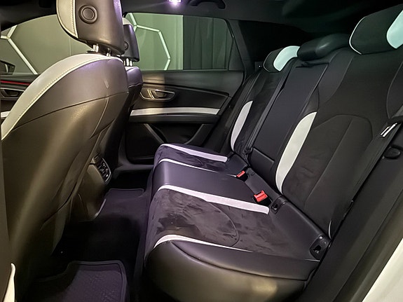 Seat Leon 9 of 19