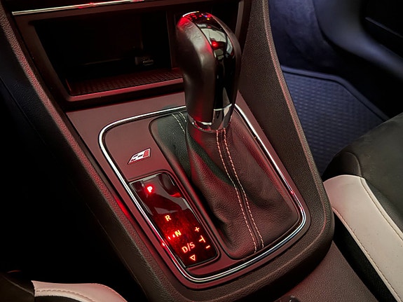 Seat Leon 12 of 19